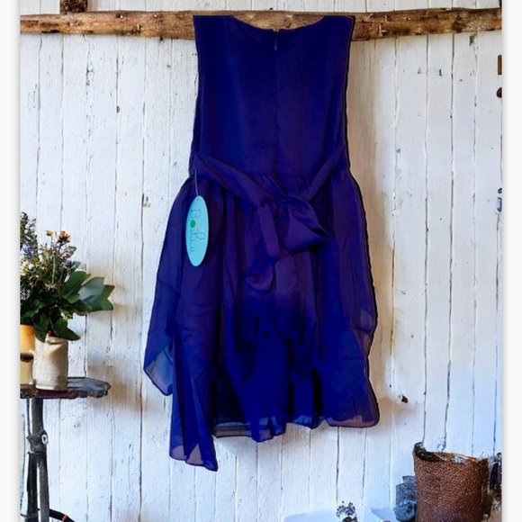 Girl Blue Formal Size 4 - Picture 5 of 10